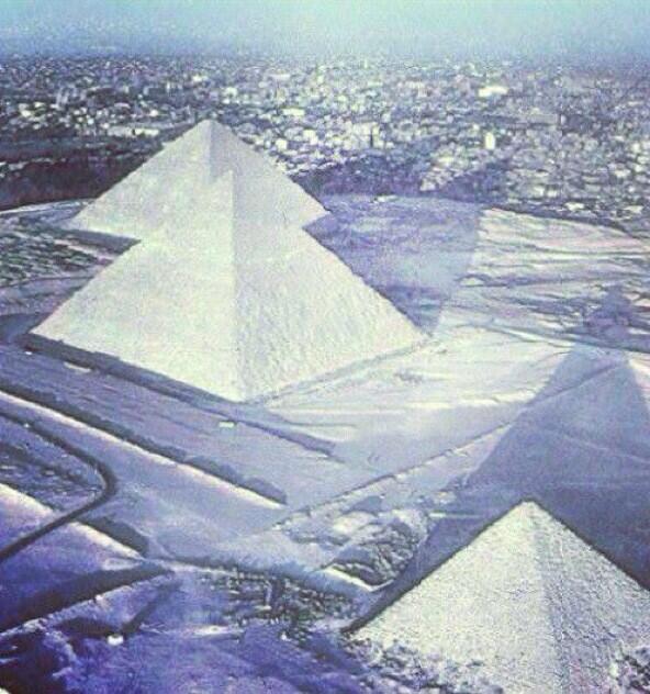 pyramids-snow.jpg